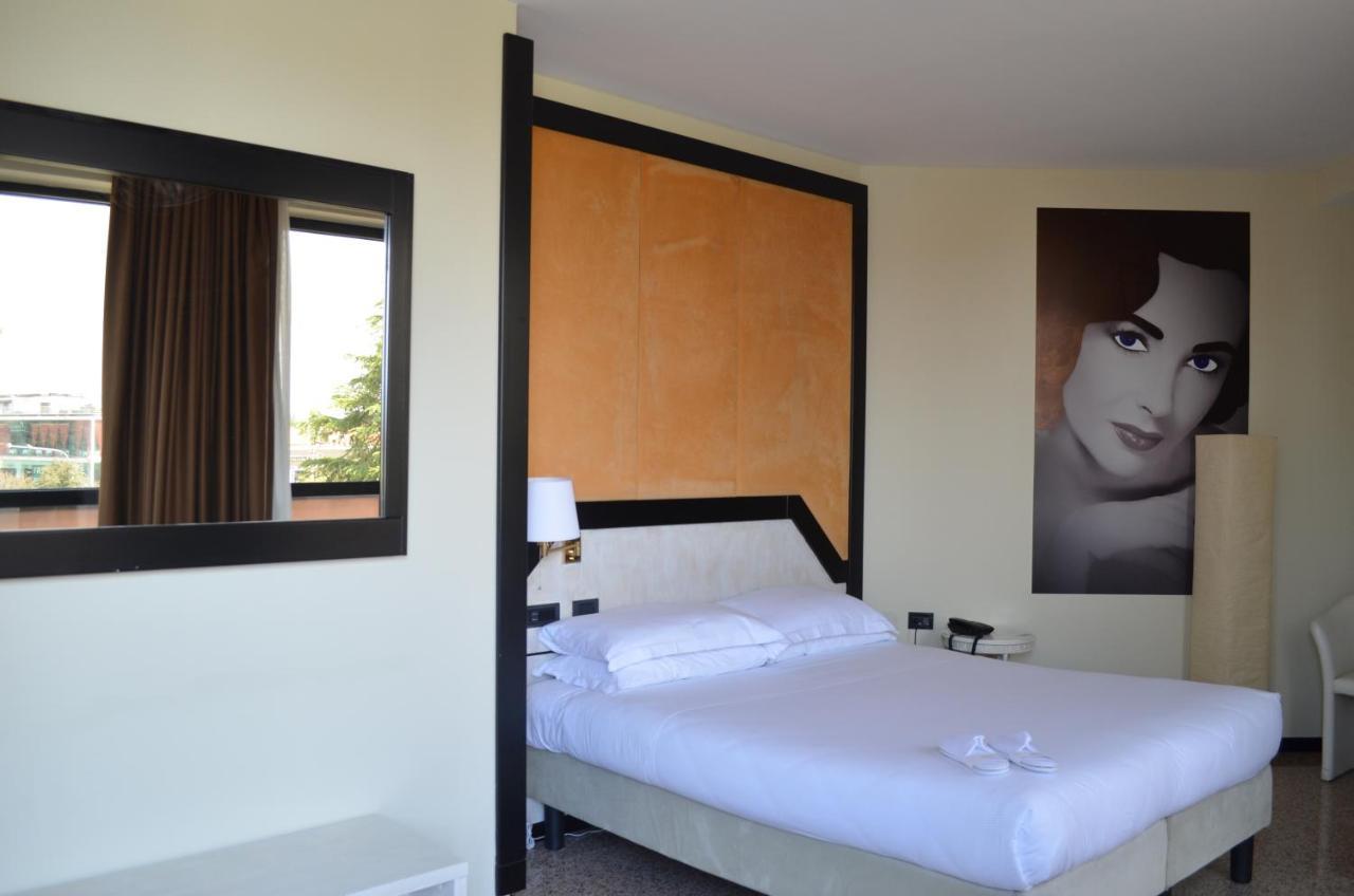 Hotel Diamante Corbetta Exterior photo