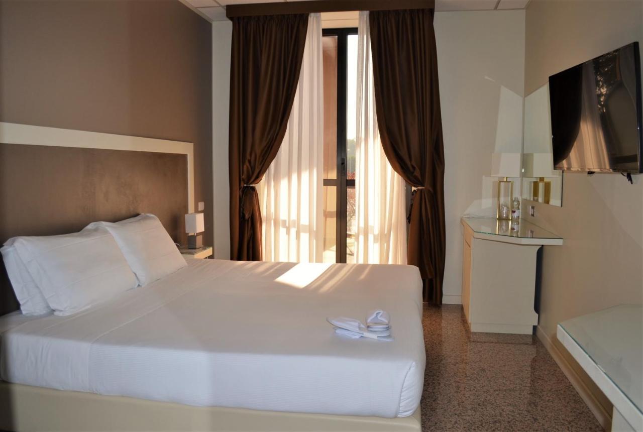 Hotel Diamante Corbetta Exterior photo