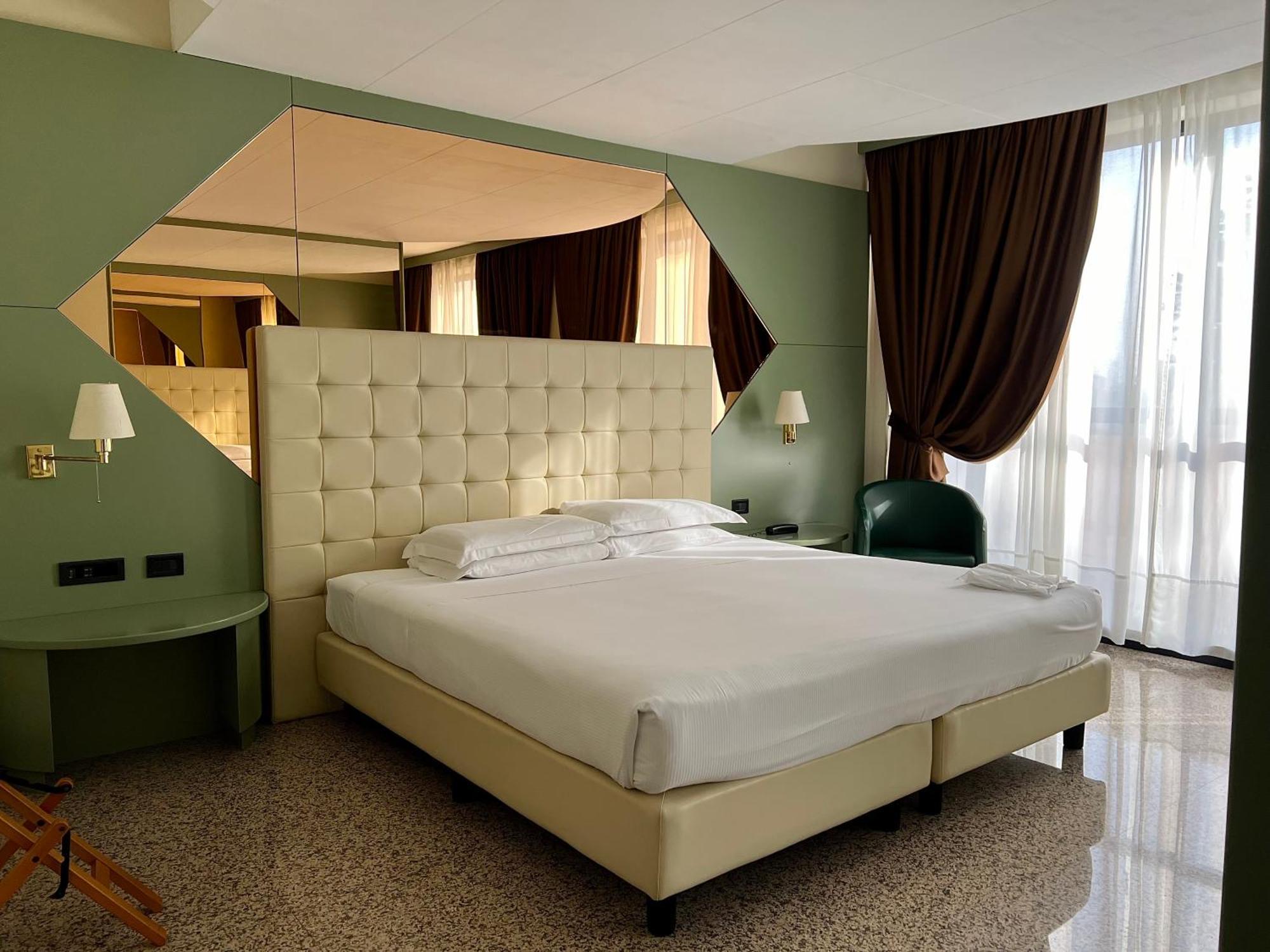 Hotel Diamante Corbetta Exterior photo