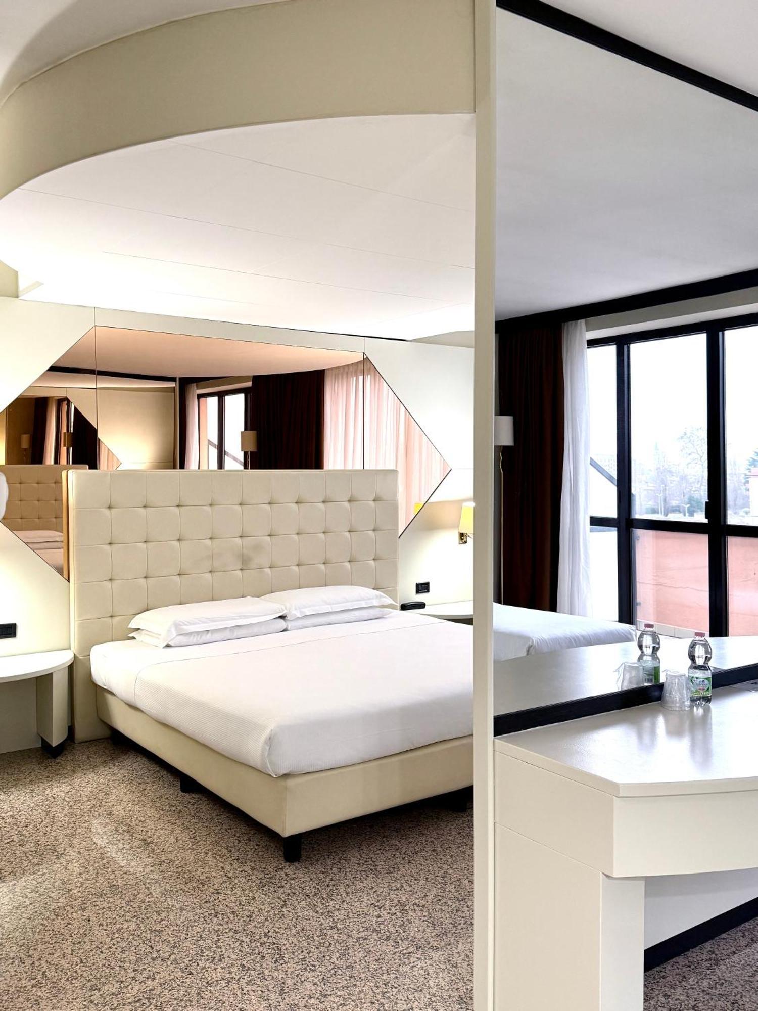 Hotel Diamante Corbetta Exterior photo